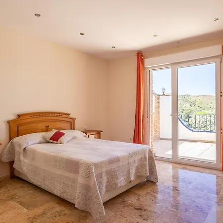 ático Apartamento Alcaucín